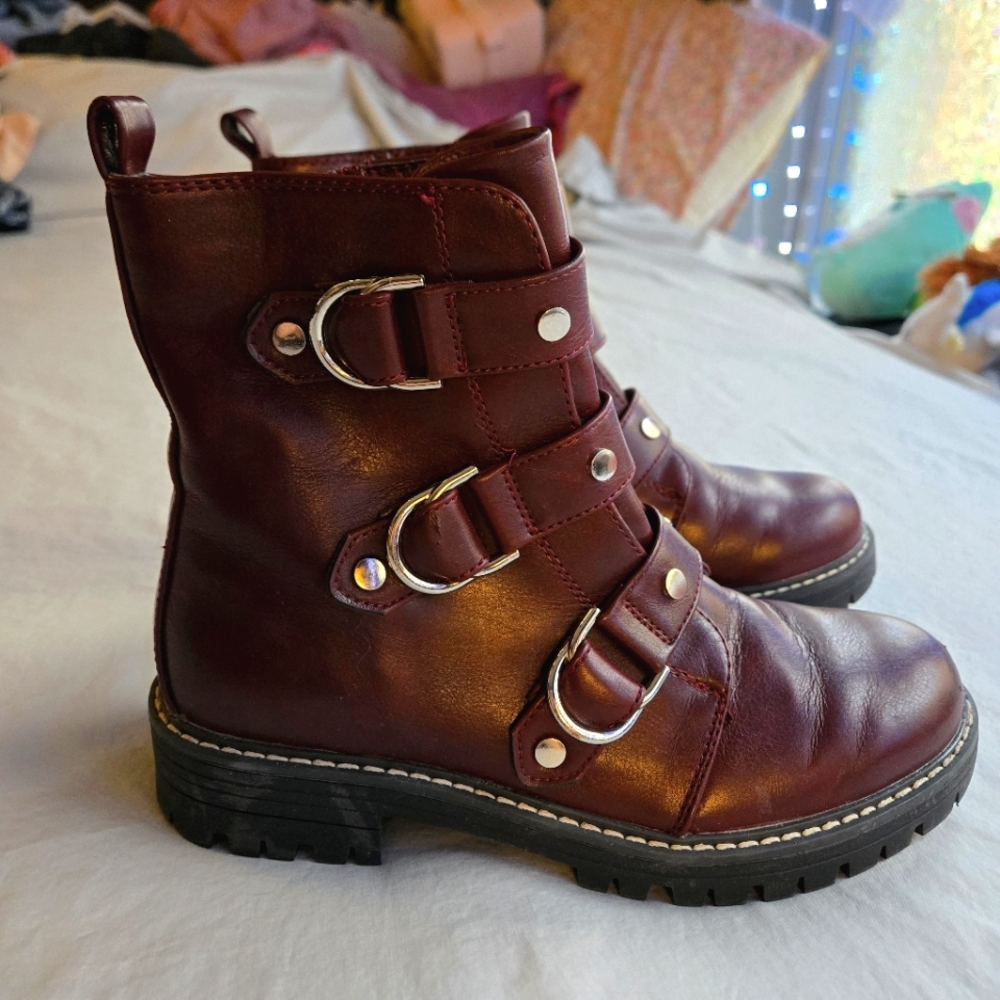 SO Cichlid Women's Combat Boots Women's 7 - Wine Burgundy 90s Fall Style